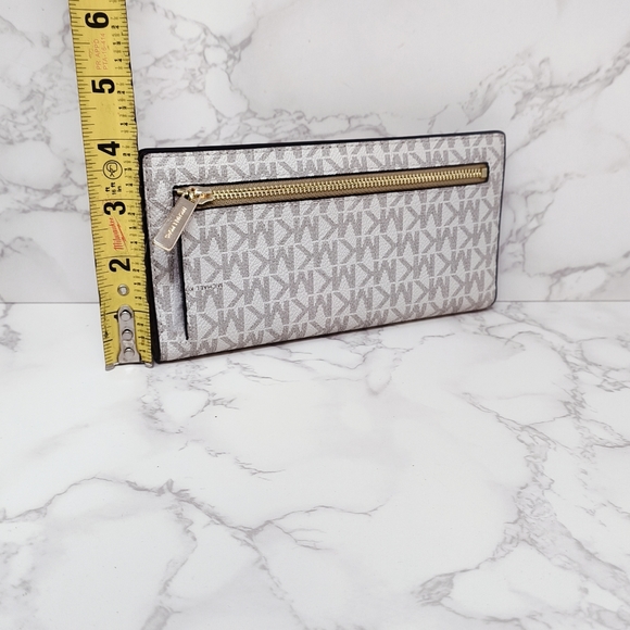 Michael Kors Reed Large Snap Wallet - Picture 3 of 7